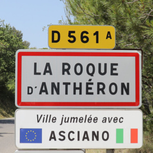 How to get to La Roque d’Anthéron?